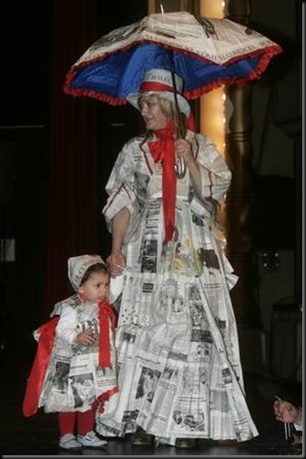 Ideas para disfraces con papel de periódico